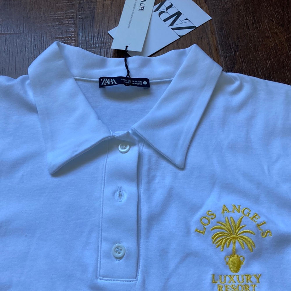 ZARA white 💯% cotton shirt, brand new, color is white, super white